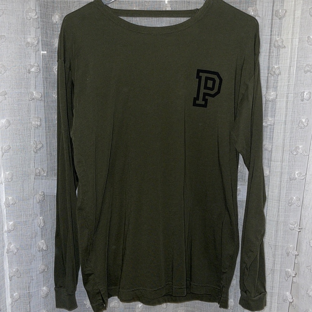Women’s PINK long sleeve